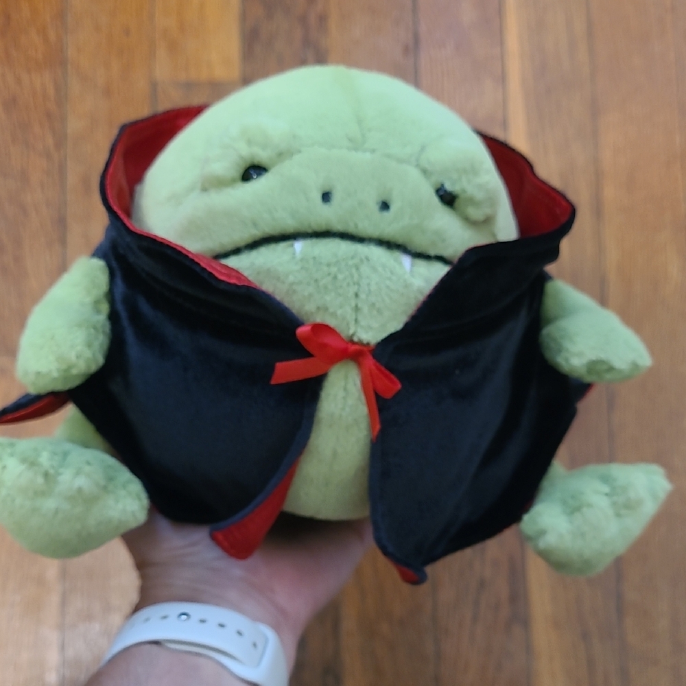 Nwt Jellycat Ricky Rain Frog Vampire.